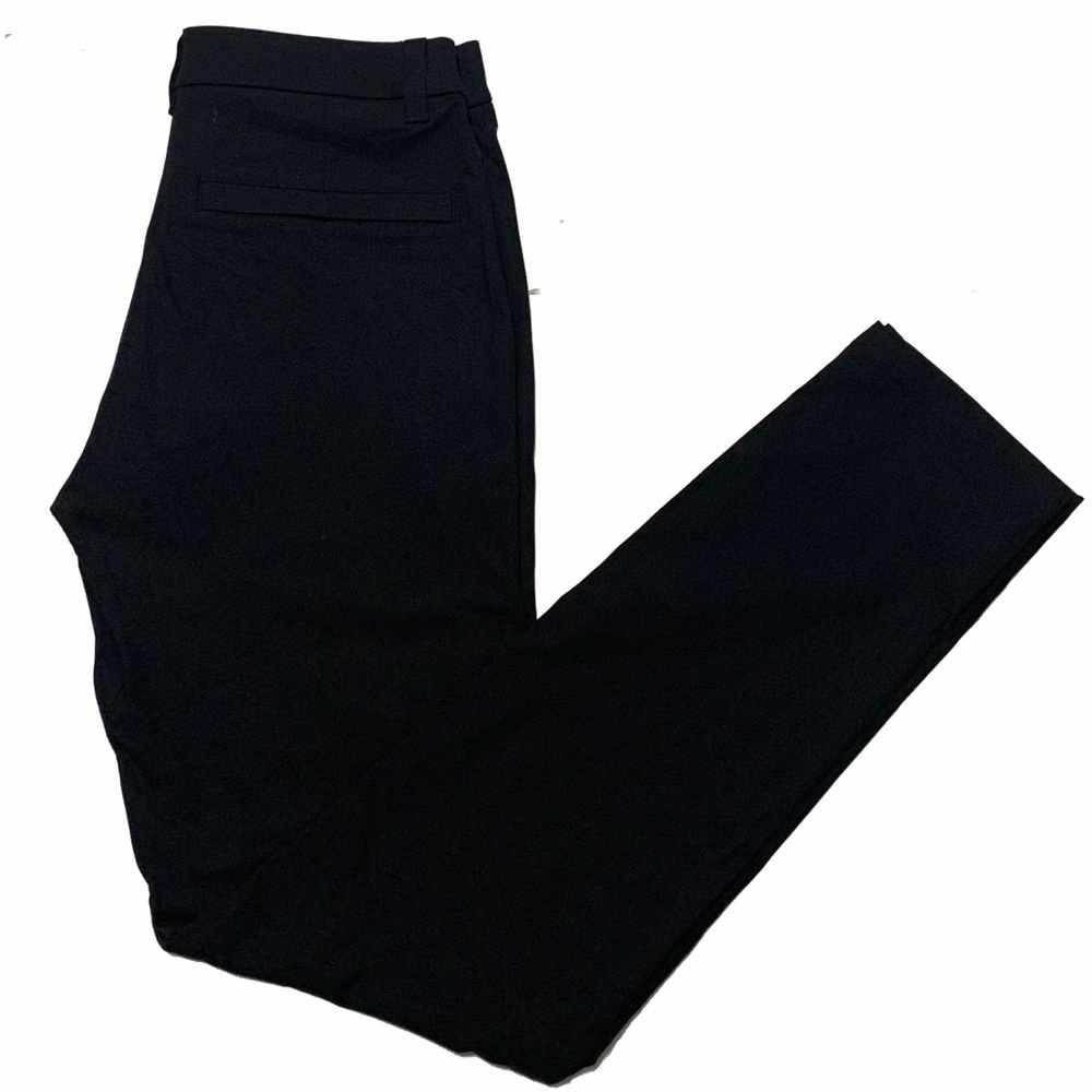 28 X 31 / Lululemon Commission Pant Slim
Warpstreme